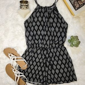 Mossimo black and white romper